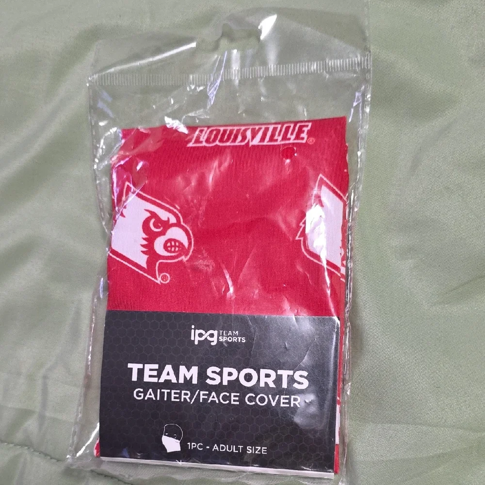NCAA Red Louisville Sports Gaiter with Logo